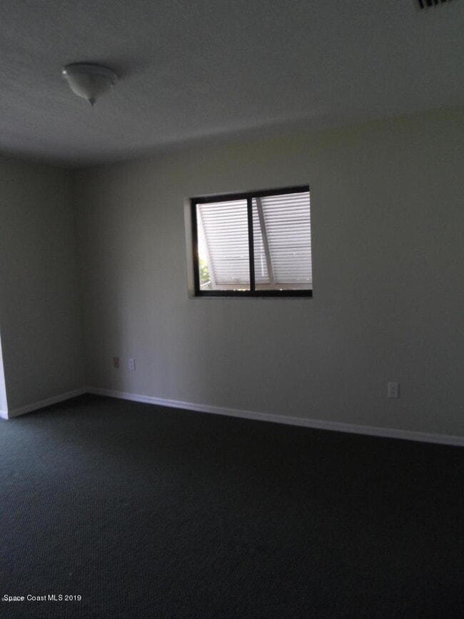 Photo - 5080 Hogan Pl