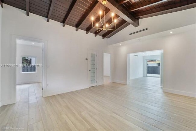 Photo - 1654 SW 18th Ave