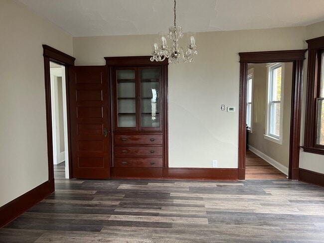 Photo - 1031 Townsend Ave