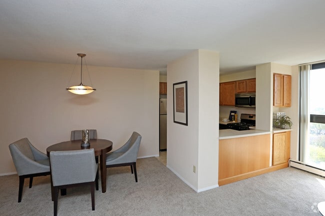 Eating area - Fountainview