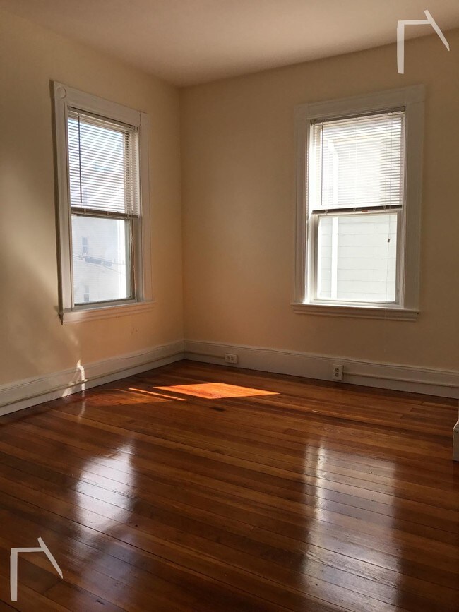 Photo - 25 Brackett St Unit 1