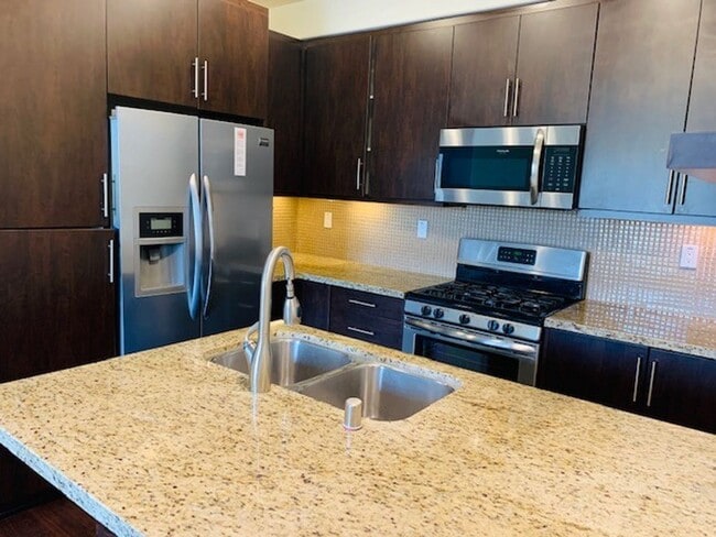 Photo - Beautiful & Spacious 3/3 In the Solaire Co...