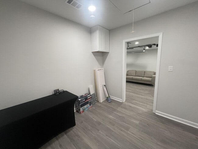 Photo - SPACIOUS COTTAGE FOR LEASE - Pre-Leasing August 2026!