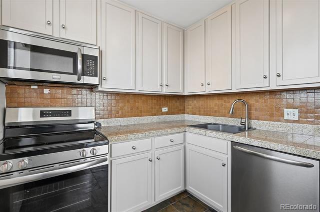 Photo - 1200 Vine St Unidad 9B