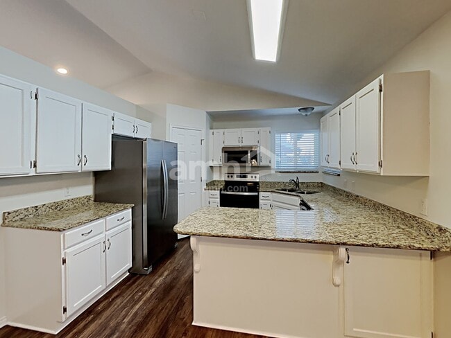 Photo - 5830 Impressions Dr