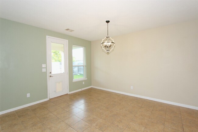 Photo - 25418 Junction Meadow Trail