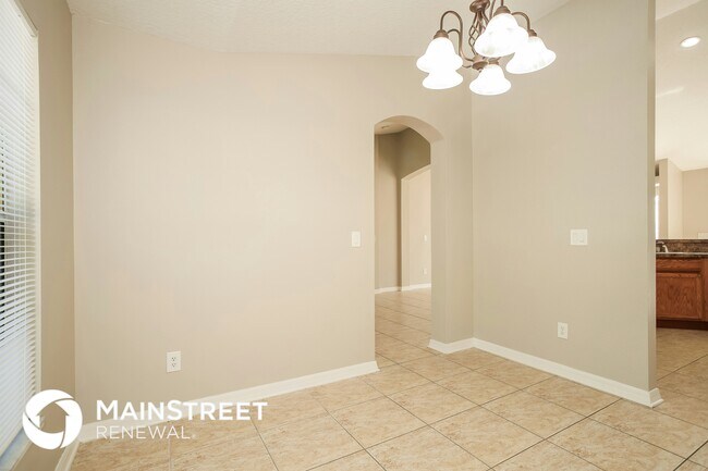 Photo - 919 Cumbran Ln