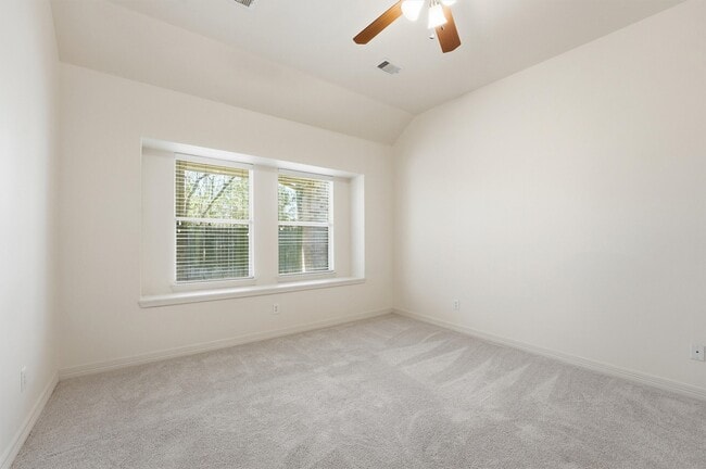 Building Photo - 21654 Horseshoe Dr