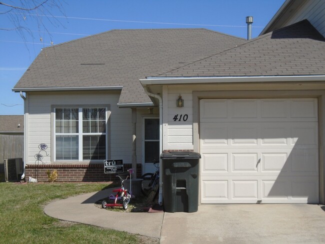 410 Butterfield Manhattan KS - 410 Butterfield Manhattan KS House