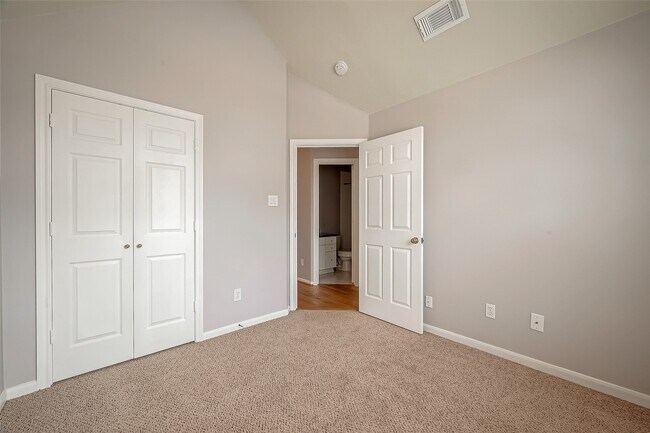 Photo - 206 Sydnor St