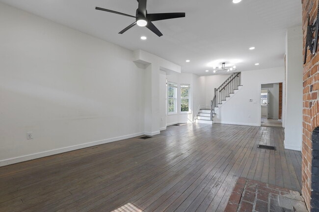 187 Avondale Ave Unit 189