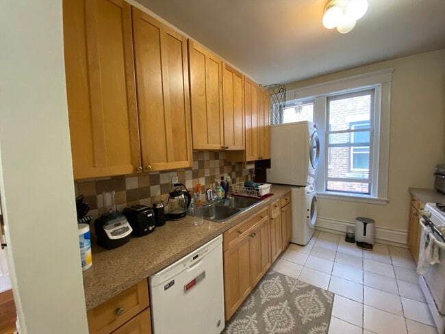 Photo - 9 Braemore Rd Unit 9