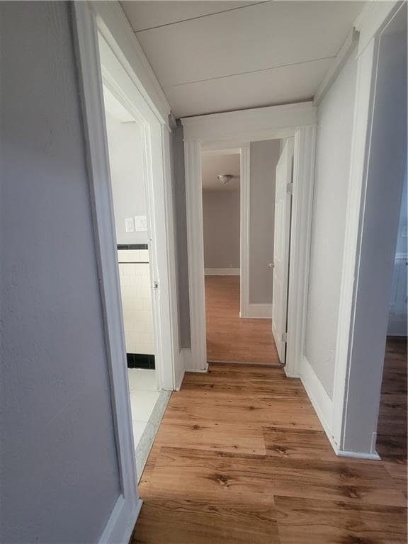 Photo - 350 Dyer Ave