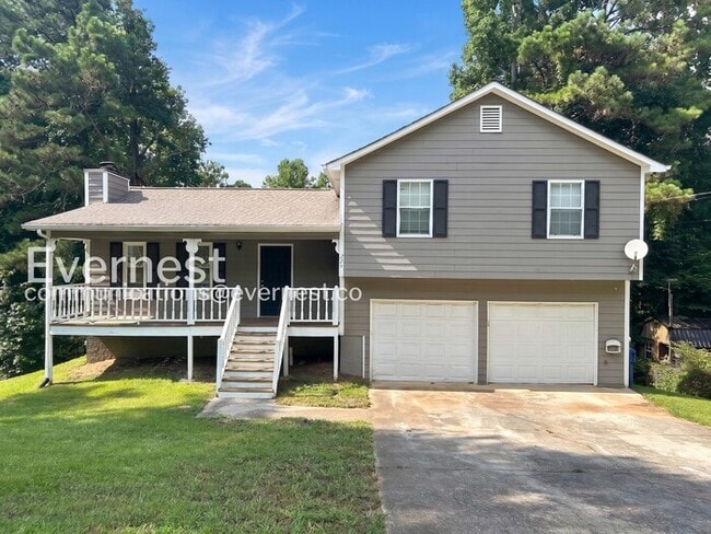 Building Photo - 229 Hampton Dr