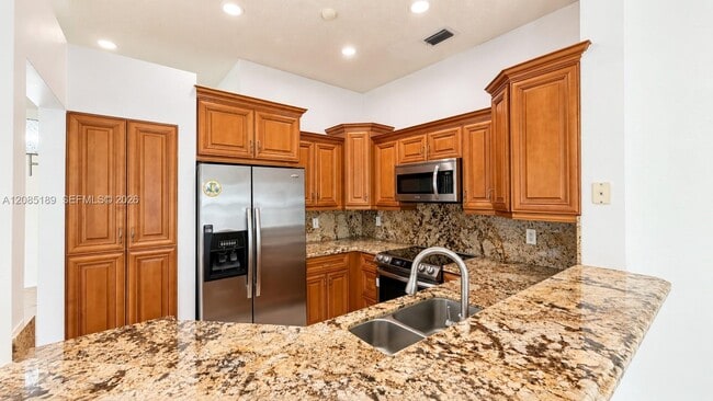 Photo - 908 Tanglewood Cir