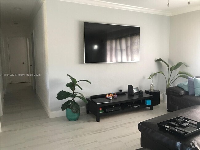 Building Photo - 15563 SW 107th Pl Rental
