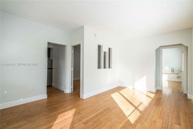 Photo - 7301 Carlyle Ave Unit 7