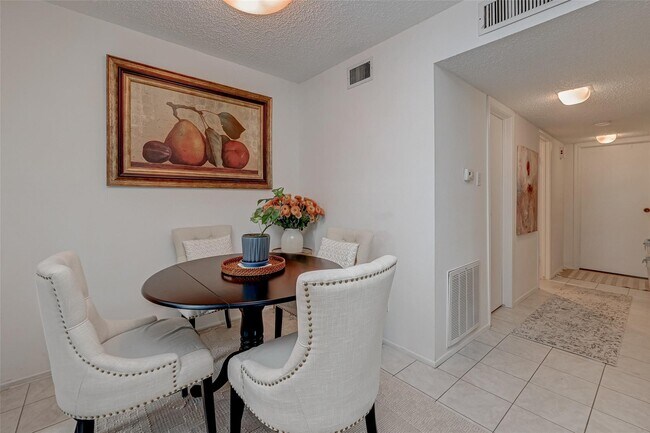 Photo - 7900 N Stadium Dr Unit 260
