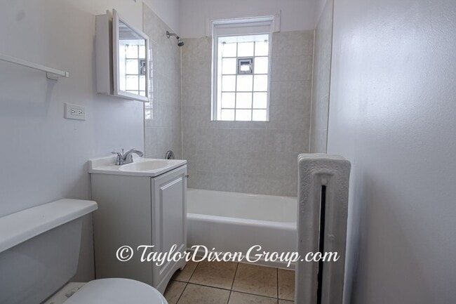 Photo - 4033 W Gladys Ave Unit 3S