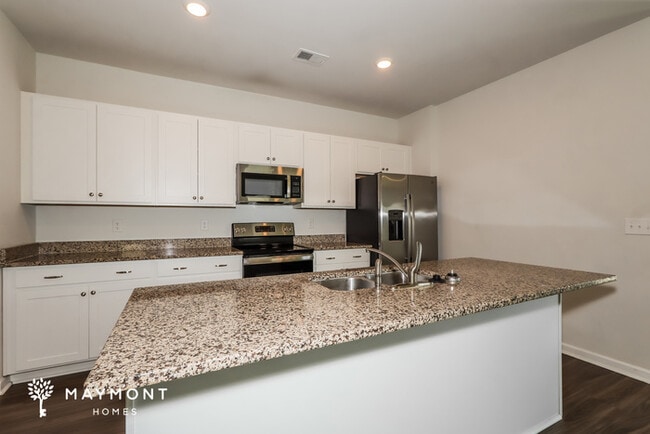 Photo - 152 Dorian Lp