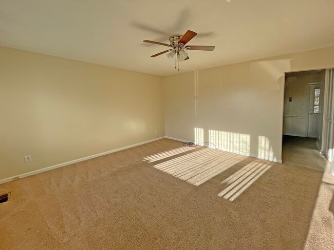 Photo - Nice 3 BR House in South Lexington! W/D Hookups, Off-Street Parking, Pets Ok!