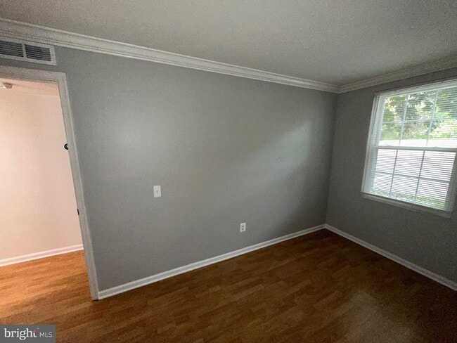 Photo - 115 Prosperity Ave SE Unit B