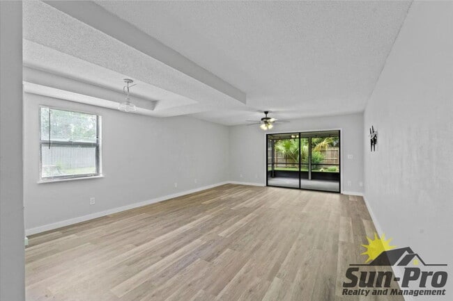 Photo - 3960 Oak Trail Run