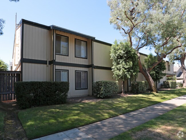 VINTAGE II APTS