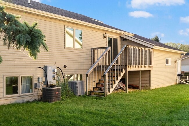 Photo - 507 Bayfield Dr