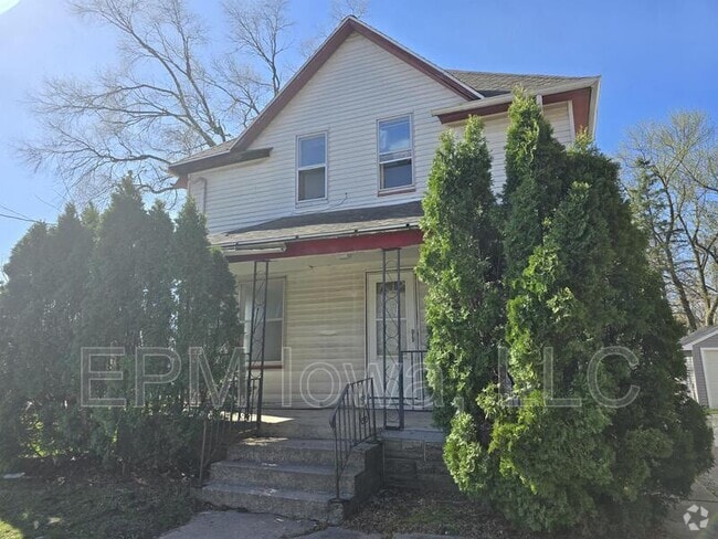 Building Photo - 122 Newell St Rental
