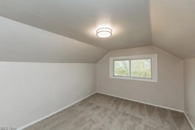 Photo - 3318 W 94th St Unit 3318 W 94th - up