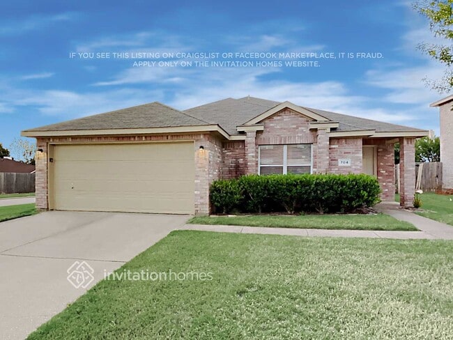 Building Photo - 704 Gibson St