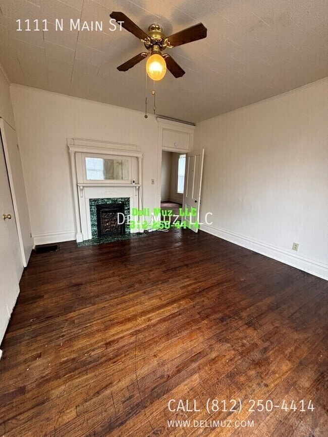 1111 N Main St