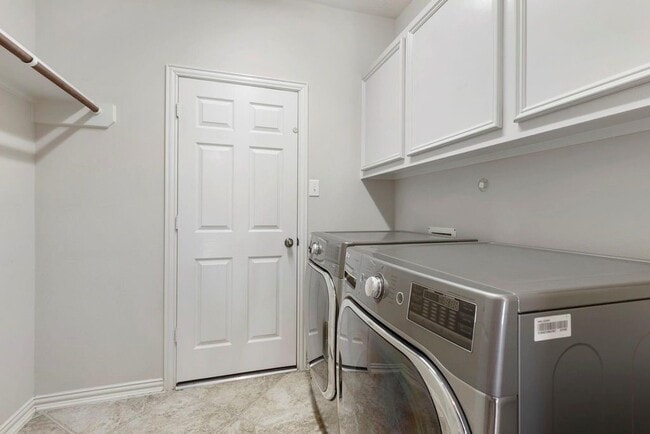 Photo - 80 W Frontera Cir