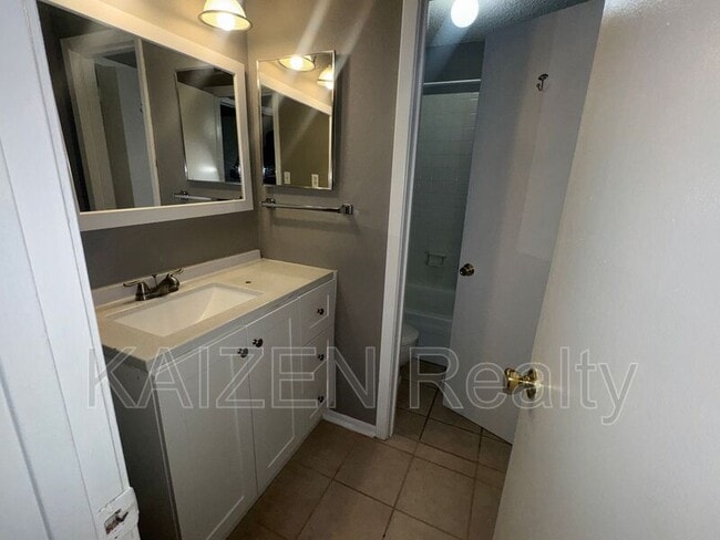 Photo - 6747 Quail Hollow Ct Unit Apt #2