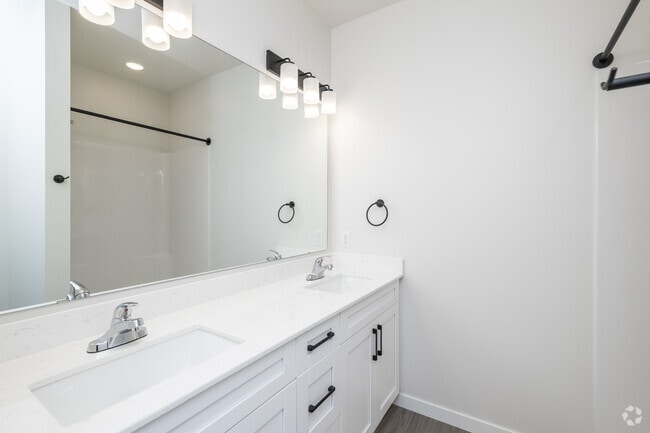 2BR, 2BA - 1,082SF - Primary Bathroom - Bohemia Flats