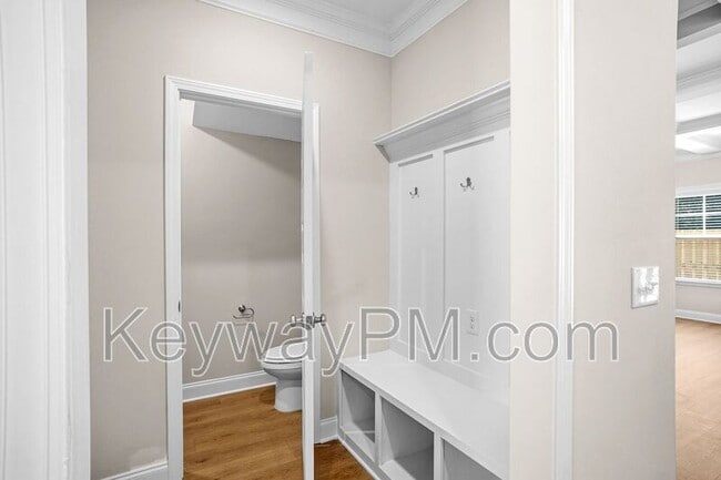 Photo - 3079 Venetian Dr