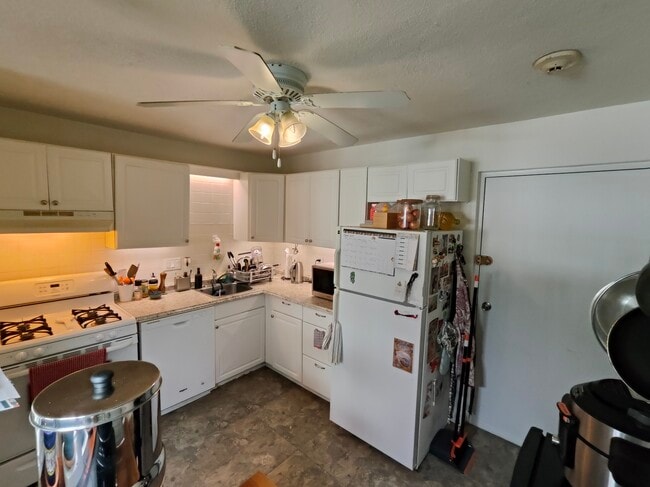 Photo - 180 Mountain Ave Unit 14