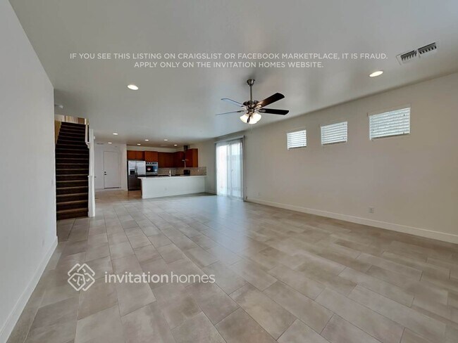 Photo - 16513 S 10th St