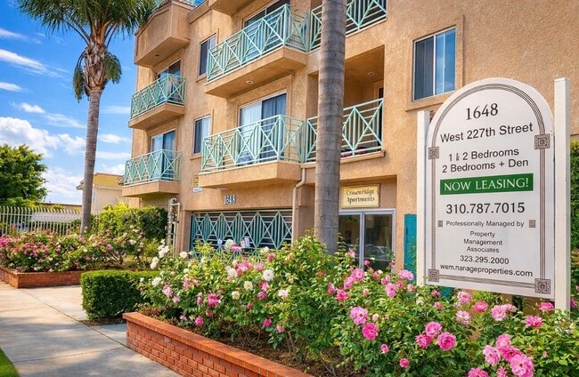 Building Photo - Crown Ridge Apartments