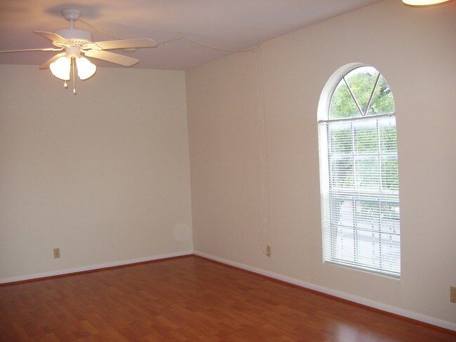2/1 Bedroom