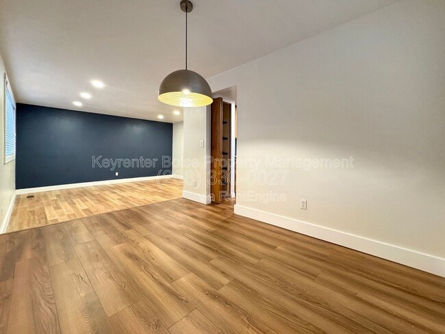 Photo - 4639 S Cochees Ave