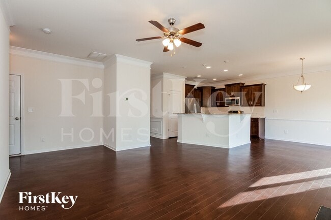 Photo - 104 Rock Hopper Ln