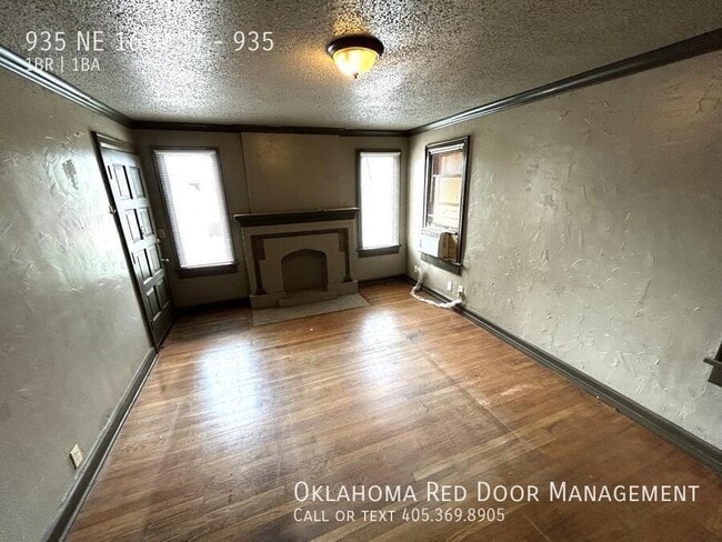 Photo - 935 NE 16th St