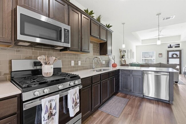 Photo - 2173 Local Rebel Lp