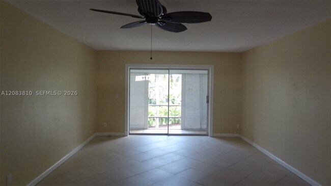 Photo - 700 Layne Blvd Unit 319
