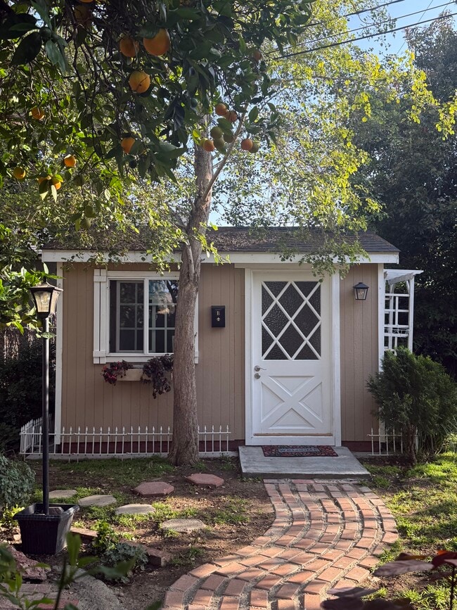 Photo - 7325 Citronell Ave