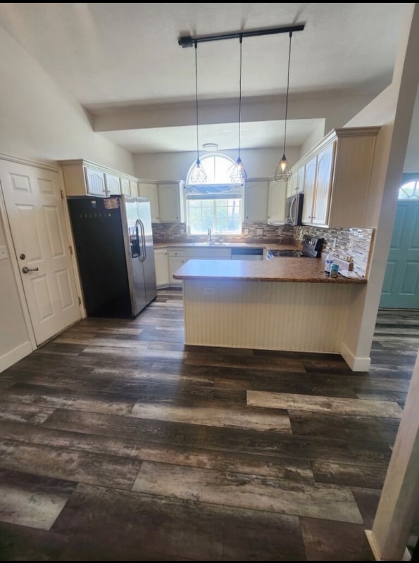 Photo - 570 W 2375 N St