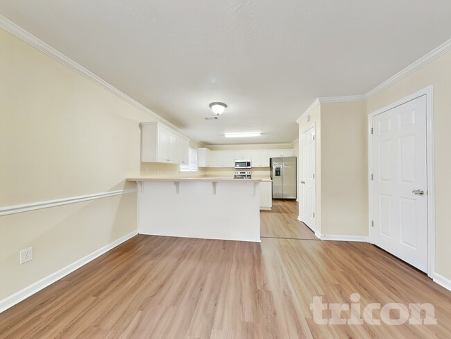 Photo - 6118 Independence Way