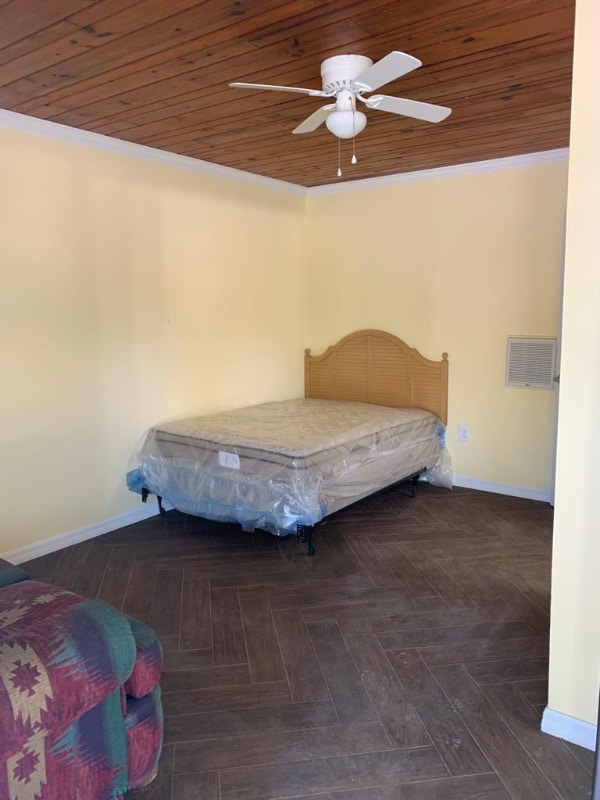 Photo - 16502 Spring St